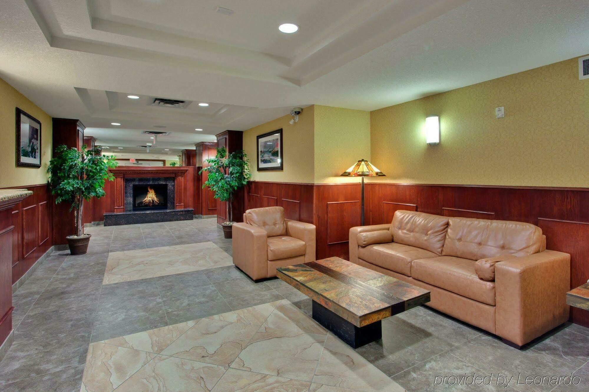 Holiday Inn Express Hotel & Suites-Hinton, An Ihg Hotel Interieur foto