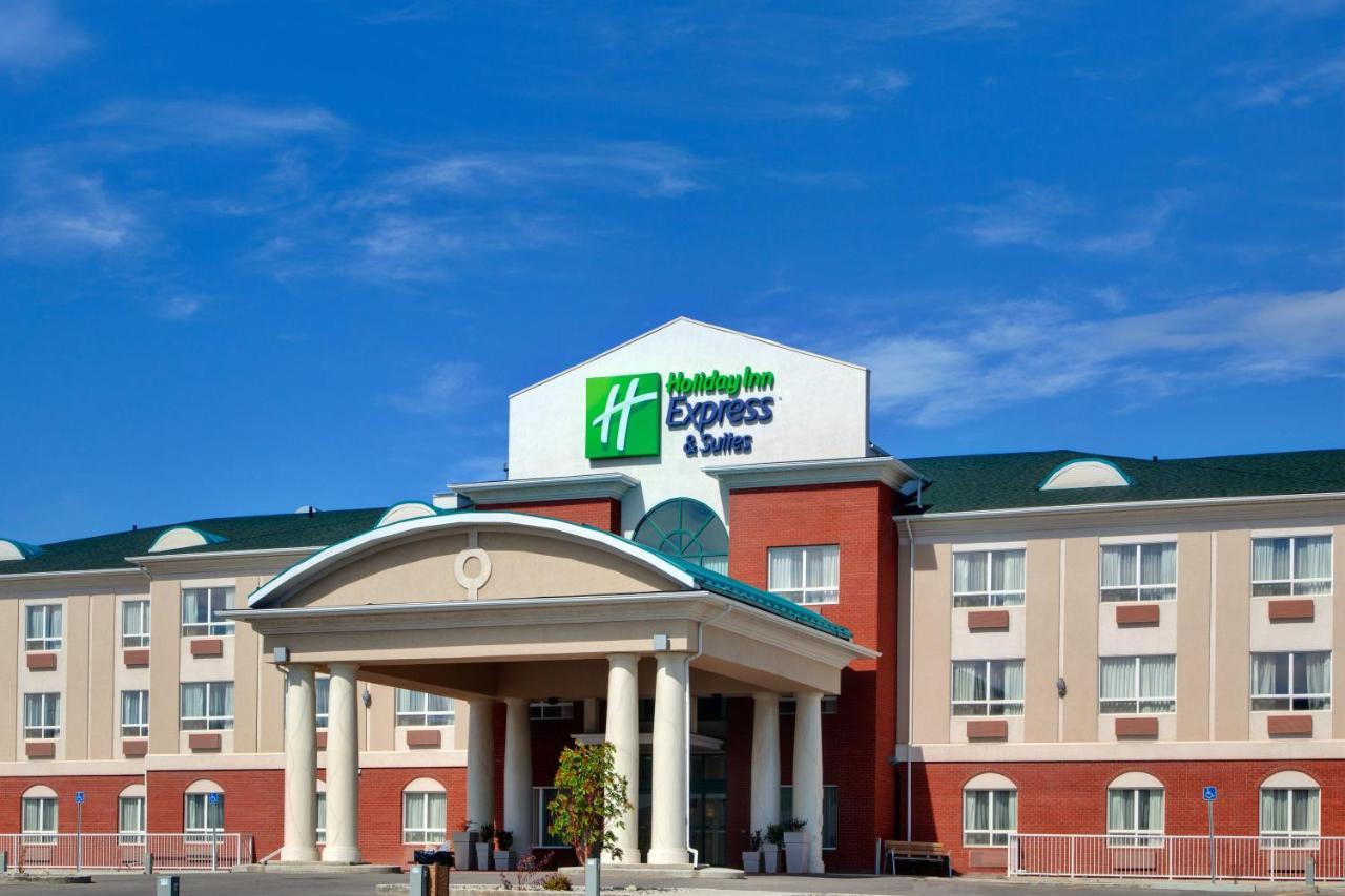 Holiday Inn Express Hotel & Suites-Hinton, An Ihg Hotel Buitenkant foto