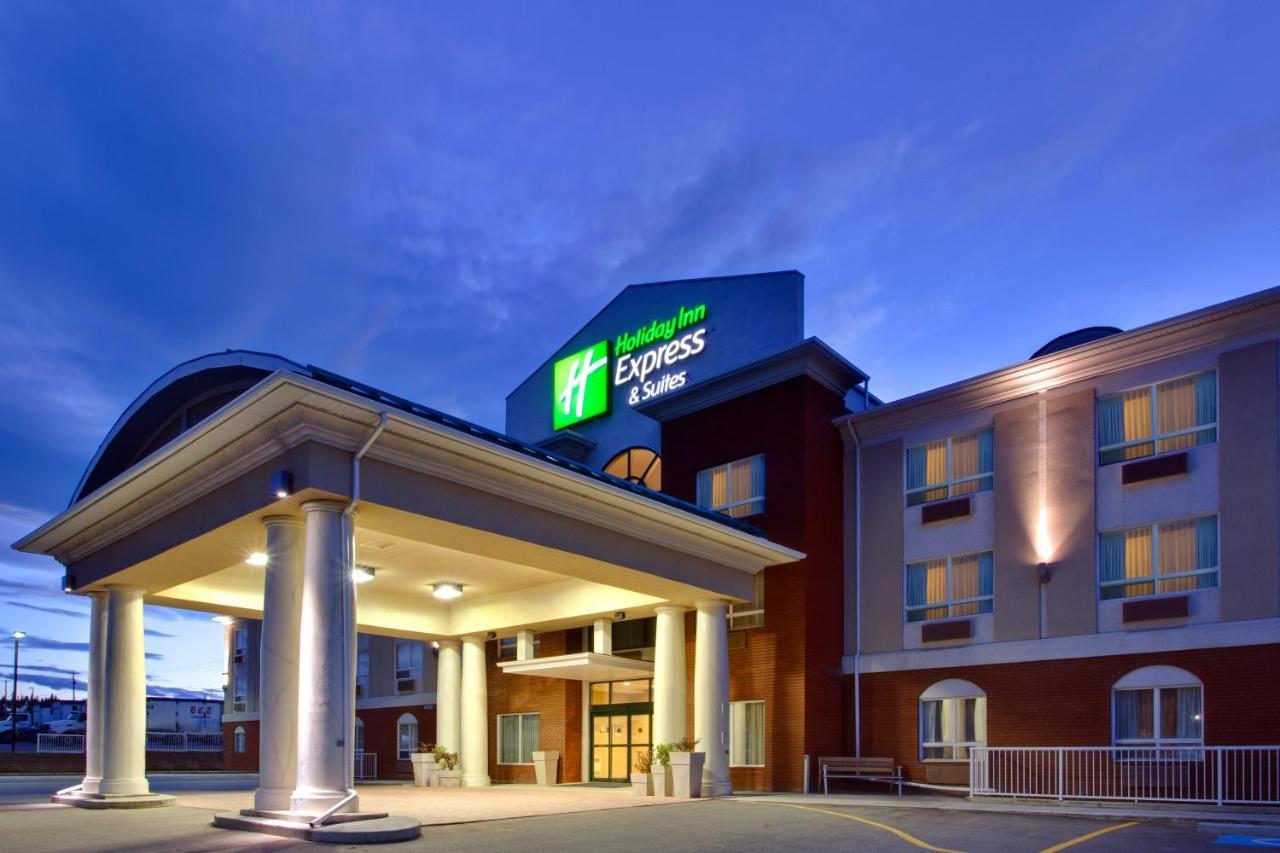 Holiday Inn Express Hotel & Suites-Hinton, An Ihg Hotel Buitenkant foto